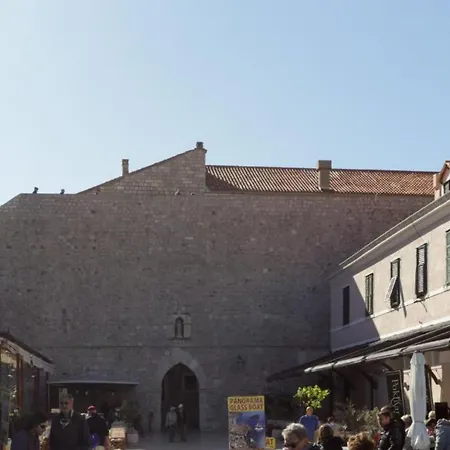 Gostinjska kuća Old Port